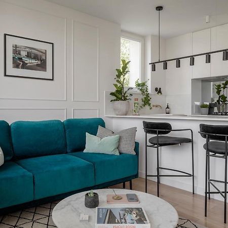 Stylowy Apartament Przy Metrze 바르샤바 외부 사진