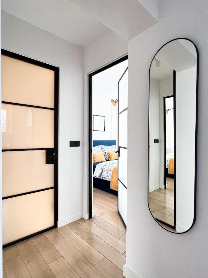 Stylowy Apartament Przy Metrze 바르샤바 외부 사진