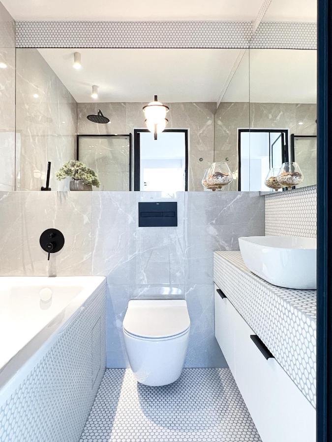 Stylowy Apartament Przy Metrze 바르샤바 외부 사진